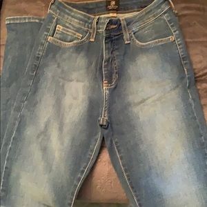 Women’s Jeans